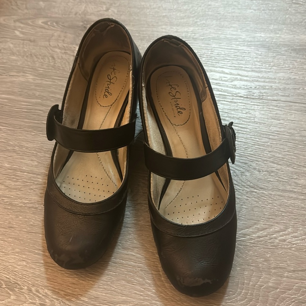 Used Flight Attendant Heels